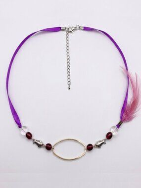 CREATION - - Short necklace - ruban feather & beads purple